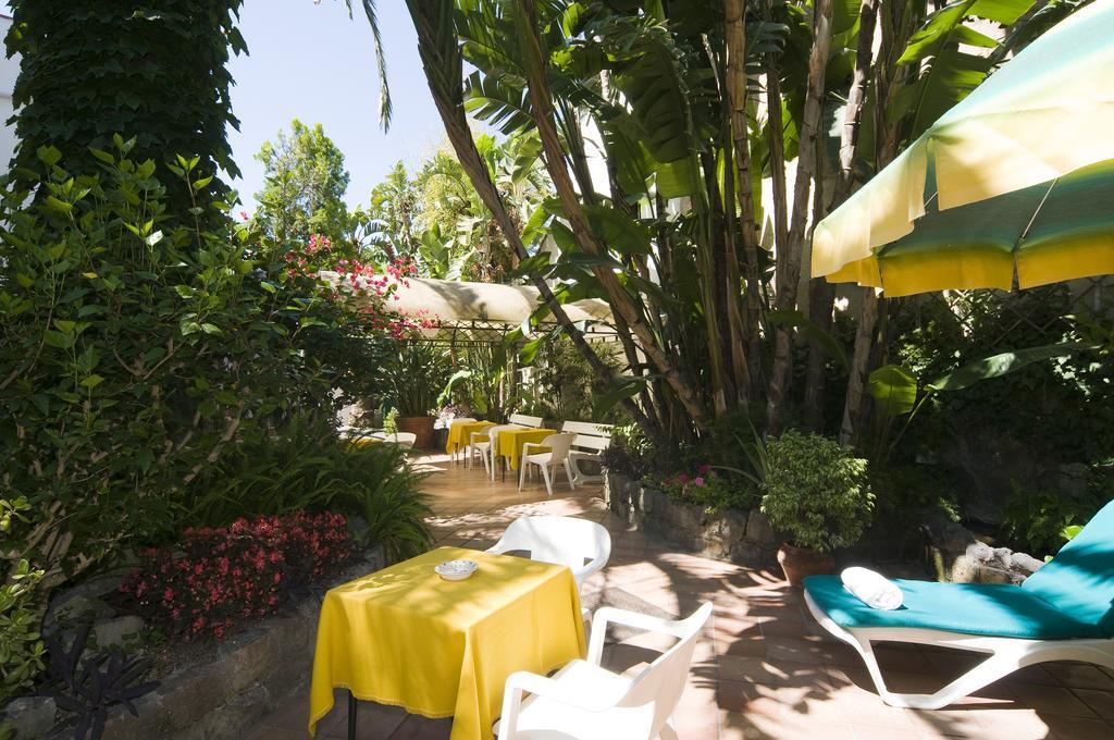 Lacco Ameno  Hotel Villa Angelica מראה חיצוני תמונה