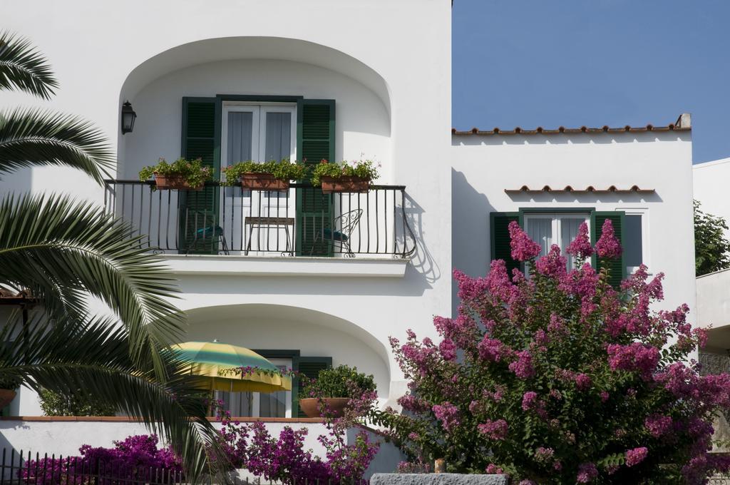 Lacco Ameno  Hotel Villa Angelica מראה חיצוני תמונה